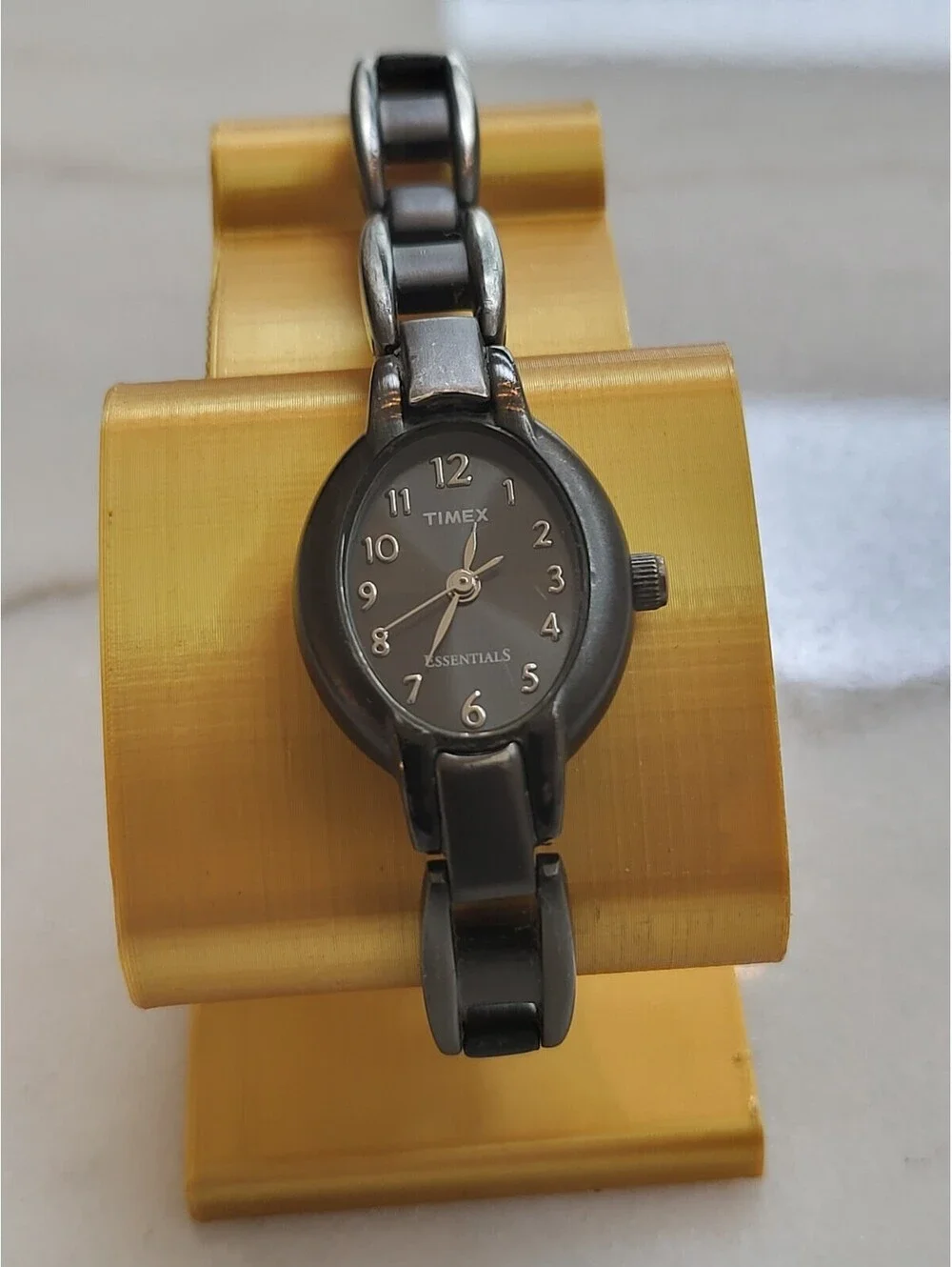 Vtg Timex Womens Watch 20mm Black Case With Black Dial & Band Working Clean